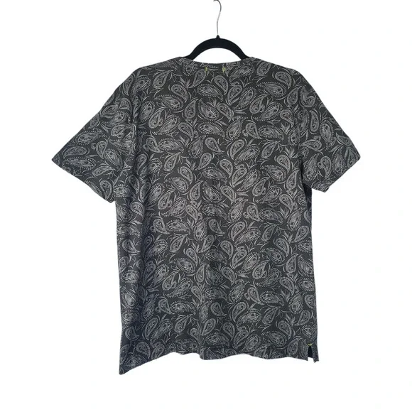 Robert Graham Men's Paisley Printed Black/Gray Cotton T-shirt Size Medium - Picture 4 of 6